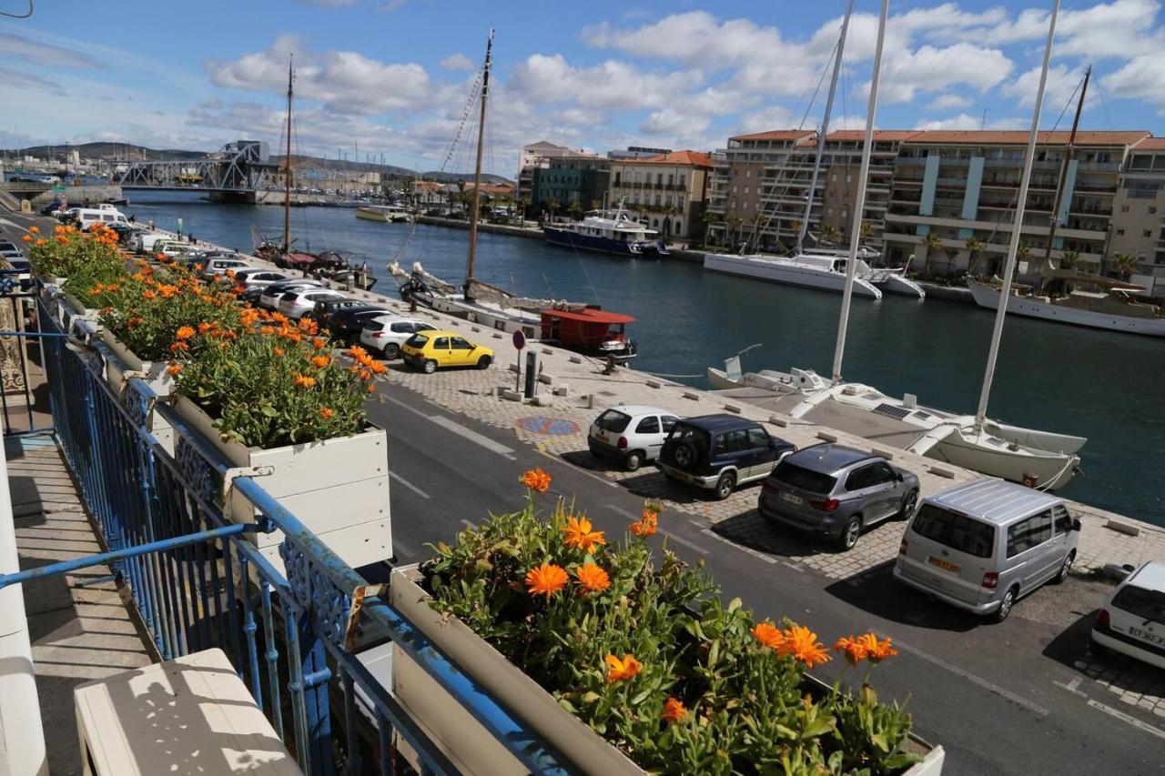 Grand Sur Canal A 2 Pas Du Centre De Apartment